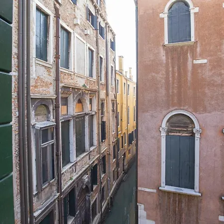 Ca Degli Avvocati Apartment *